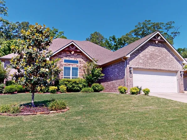 5048 Maple Leaf Dr, Benton, AR 72019