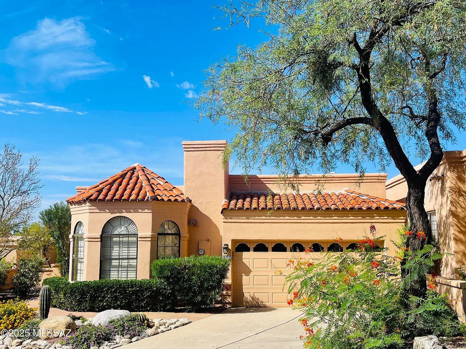 2 bed, 2.5 bath, 2174 sqft, $4,500 — Photo 1