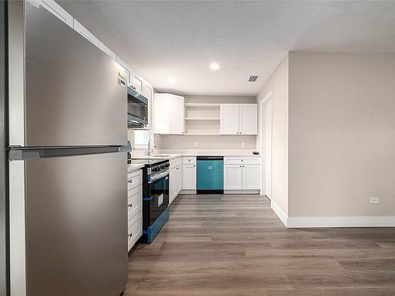4th image of 842 JORDAN AVENUE