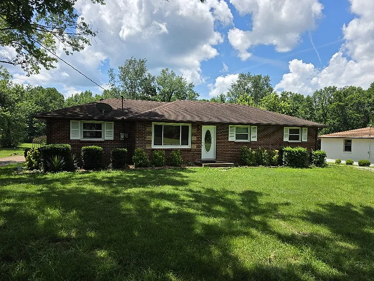 4935 Rawlings Rd — Photo 1