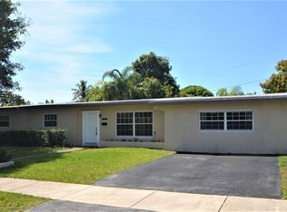 9340 SW 181st St, Palmetto Bay, FL 33157