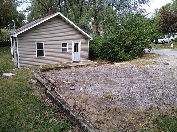 3rd image of 2801 S 28th St
