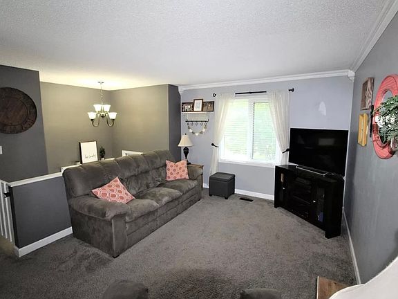 5th image of 5100 S 66th St