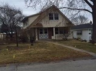 3569 S 34th St, Greenfield, WI 53221