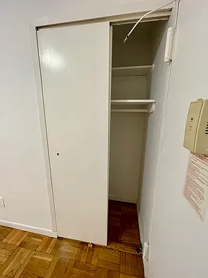 Rented by Building Equity Real Estate LLC | media 27