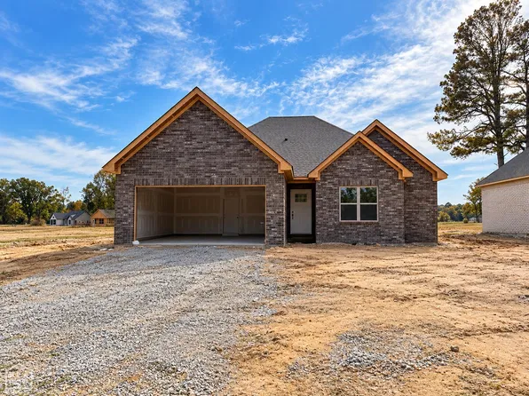 104 Gordo Dr, Brookland, AR 72417