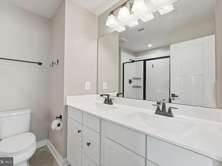 8110 Miner St — Photo 10