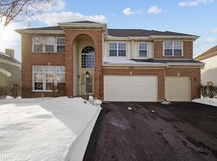 2320 Tracy Ln, Algonquin, IL 60102