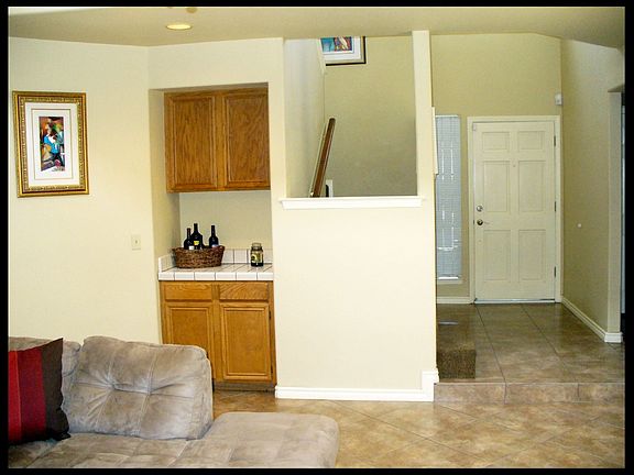 5th image of 1323 E Loma Linda Ave