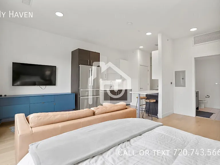 2550 Lawrence St #B-305 — Photo 4