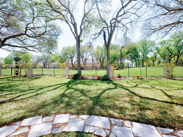 30110 Torrey Pines Cir, Georgetown, TX 78628