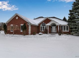 1343 Ransom Rd, Lancaster, NY 14086