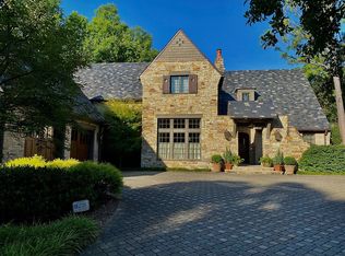 2820 Forest Dr, Charlotte, NC 28211