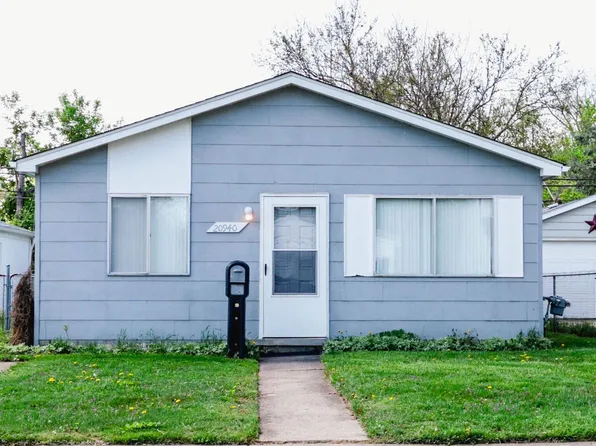 20940 Woodward St, Clinton Township, MI 48035