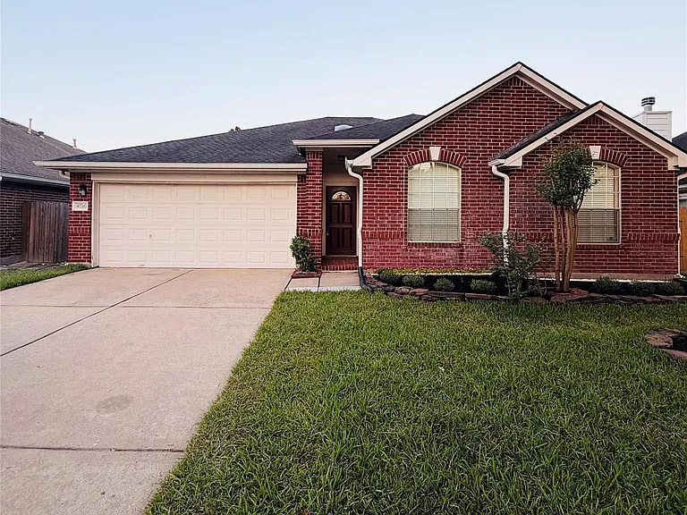 10718 Lonesome Dove Trl — Photo 2
