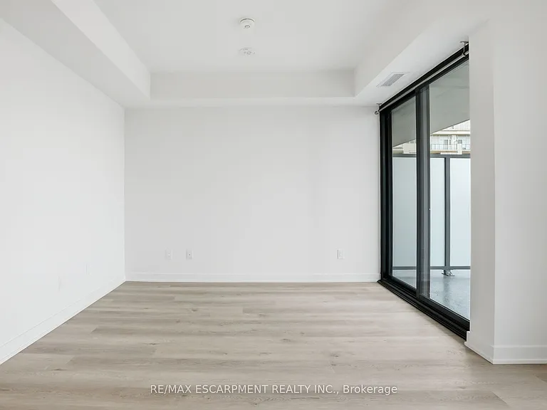 2075 Lakeshore Rd #1002 — Photo 10