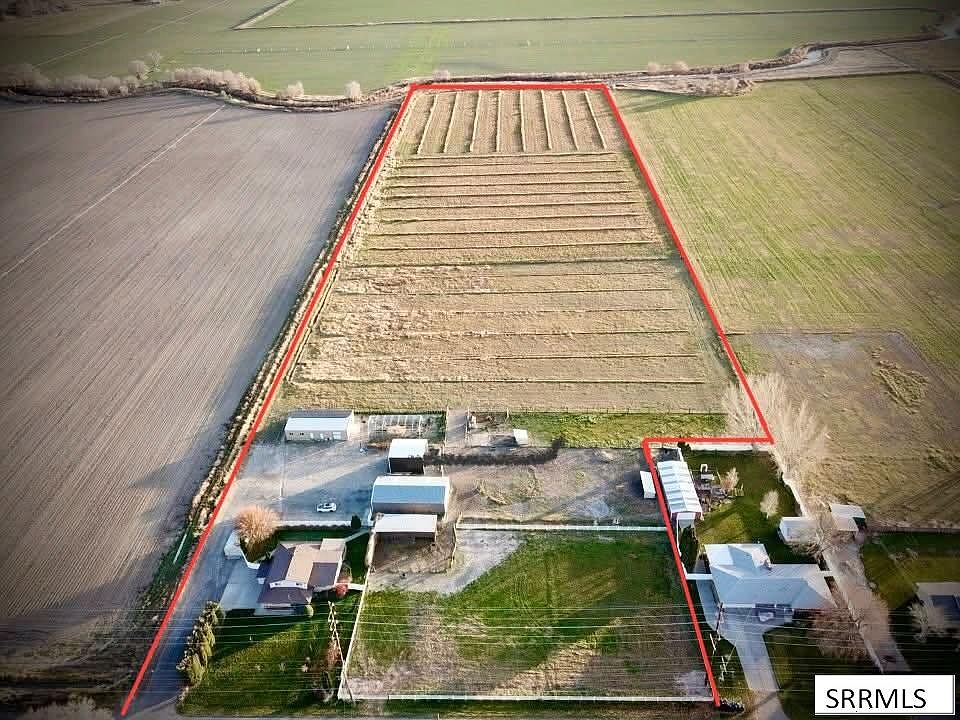 1st image of 1622 Riverton Rd