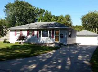 1225 Saint Andrews Ave, Waterloo, IA 50701