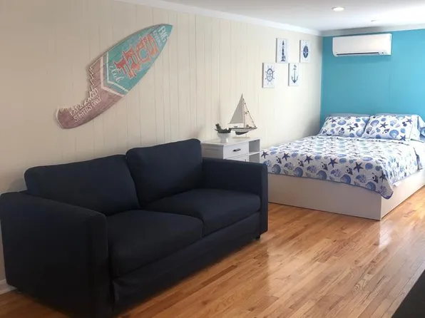 78 E Grand Ave, Old Orchard Beach, ME