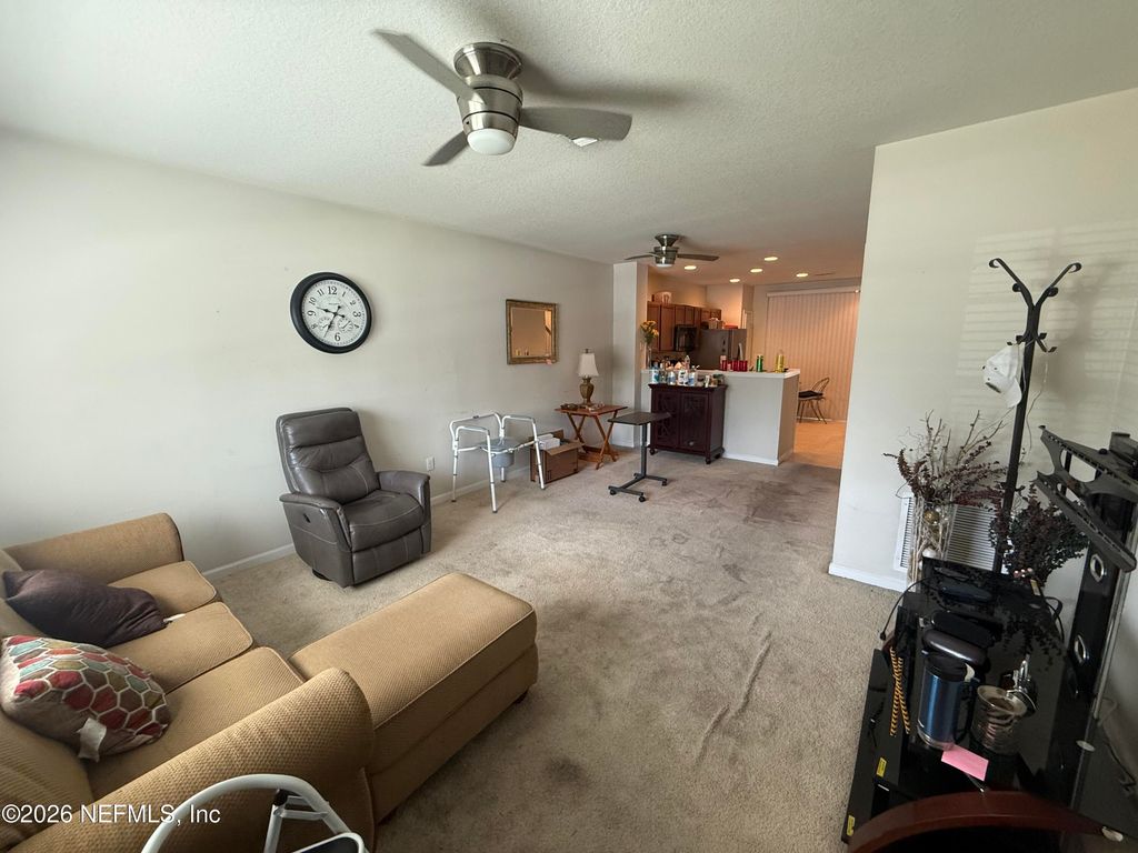 Apartment in Jacksonville - View 2