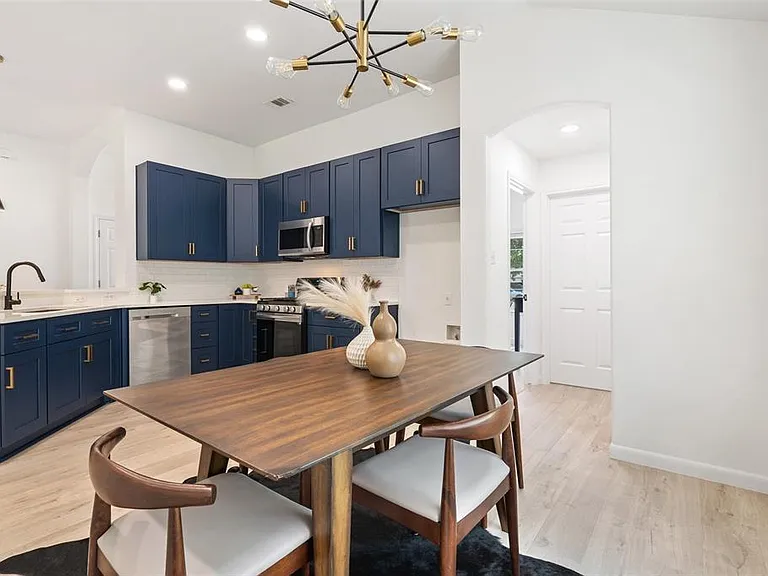 613 Columbine Ave — Photo 5