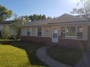 140 Chatwood Ter, Saint Louis, MO 63126