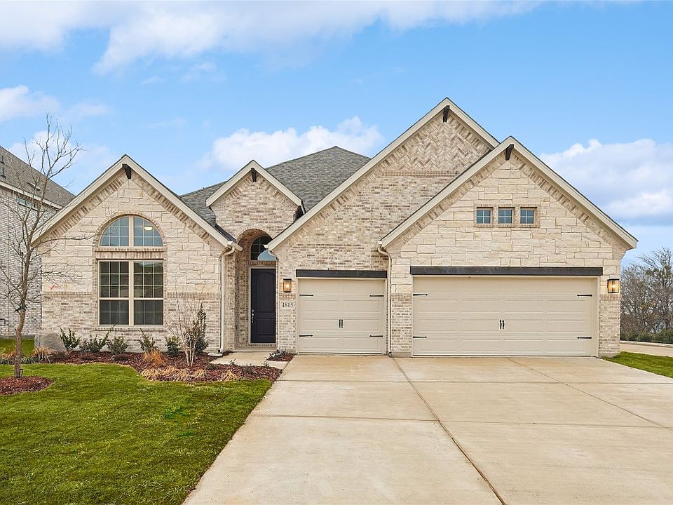 1st image of 4815 Adelaide Dr