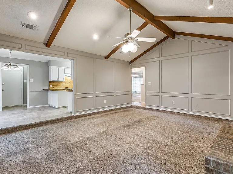 120 NE Alsbury Blvd — Photo 4