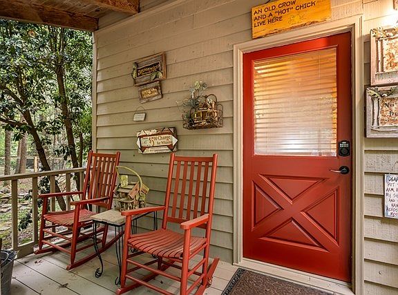 30th image of 61 River Bend Ct