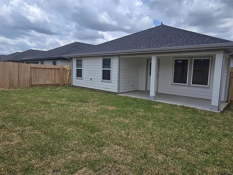 3046 Holland Lakes Dr — Photo 31