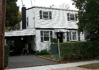 1st image of 293 Locust Ave