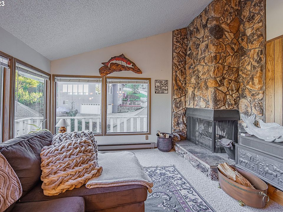 928 S Hill Dr, Reedsport, OR 97467 | Zillow
