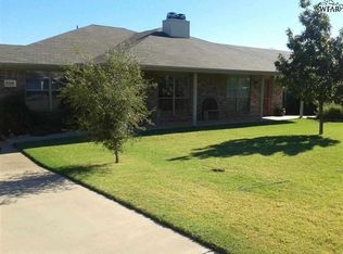1110 W Highway St APT 3, Iowa Park, TX 76367