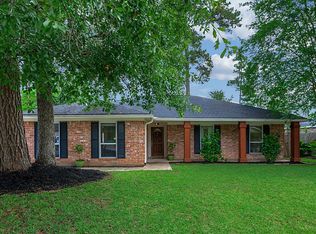706 Maplewood St, Spring, TX 77381