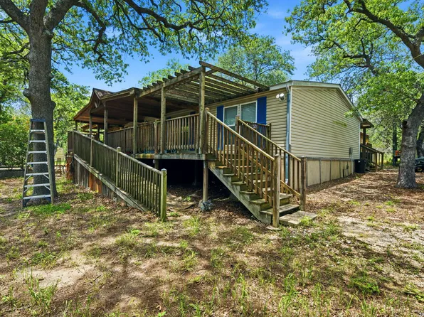 216 OAK GRV, La Vernia, TX 78121