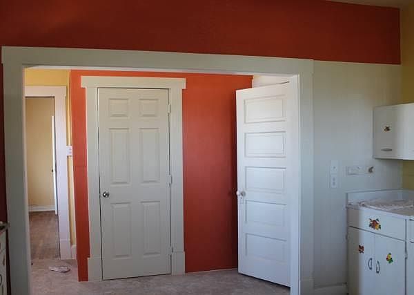 1st image of 1010 E River Ave #0