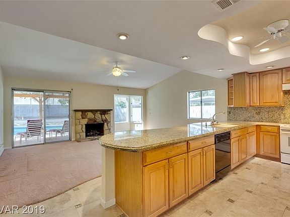 5th image of 3519 Sunny Dunes Ct