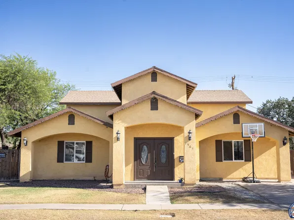 1561 W Heil Ave, El Centro, CA 92243