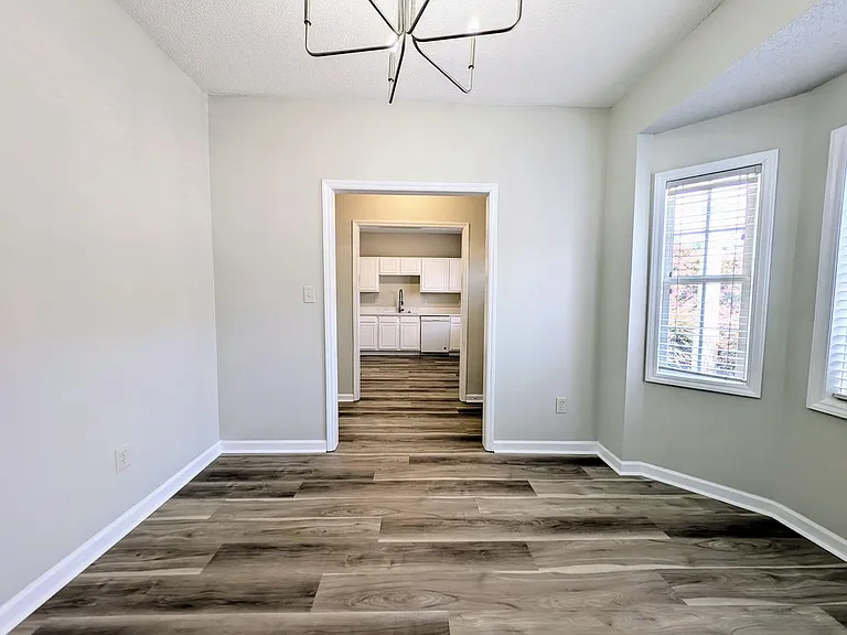 220 Misty Groves Cir — Photo 6