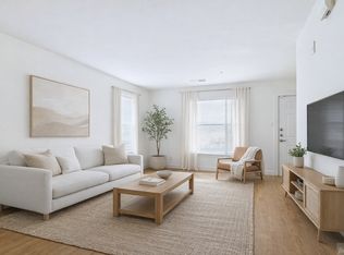 711 W 32nd St APT 122, Austin, TX 78705