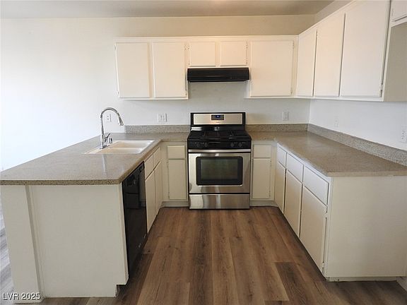 5th image of 3916 Via Lucia Dr