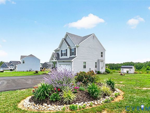 3rd image of 46 Riva Way