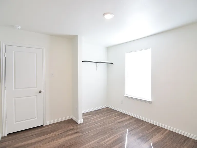 1801 Stewart St, Killeen — Photo 19