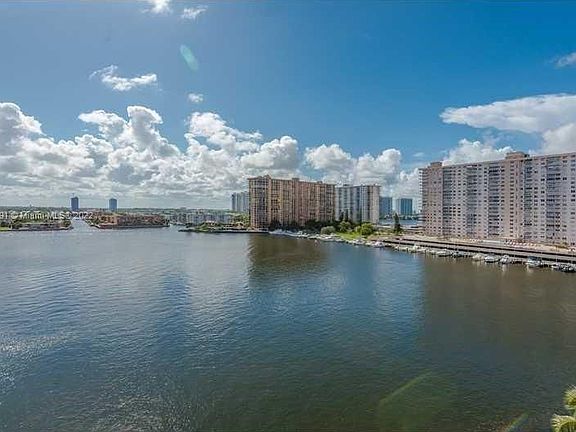 5th image of 17100 N Bay Rd APT 1802