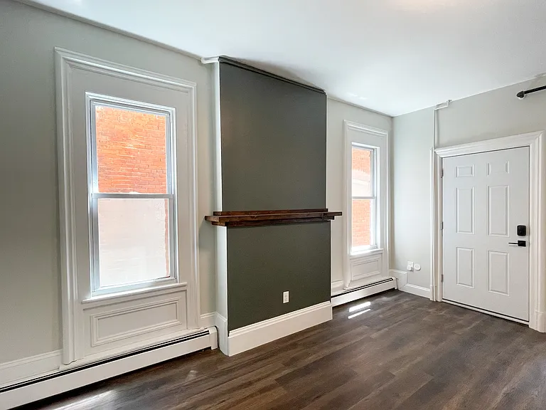 53 S Clover St #1 — Photo 12