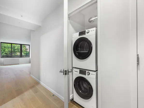 408 East 92nd Street 03A image 6 of 7
