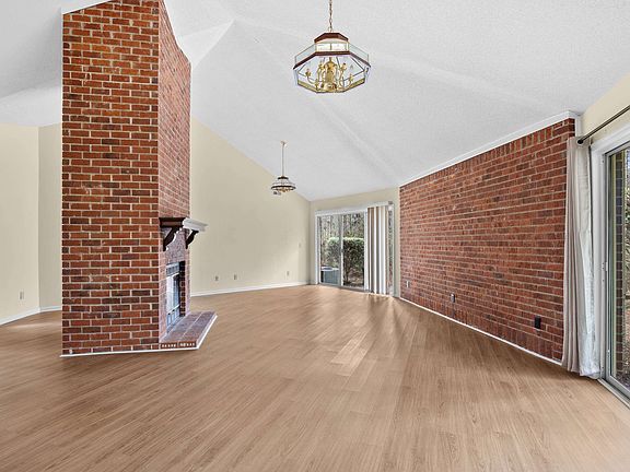 4th image of 437 Deer Run Ave. #437 and 607 Deer Run Ave.