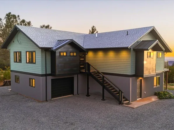 16875 Wolf Mountain Rd, Grass Valley, CA 95949