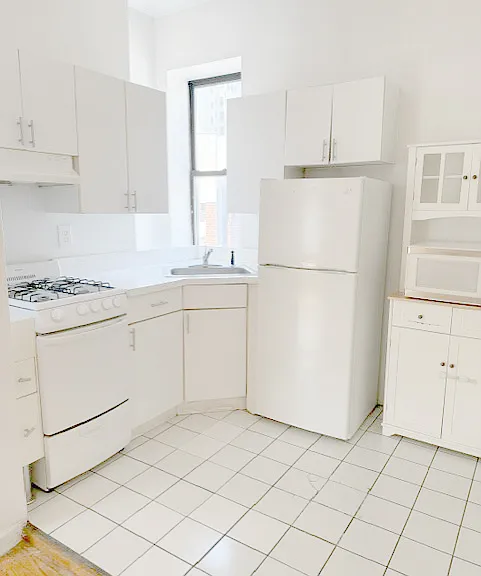 229 Columbus Ave #5-R — Photo 4