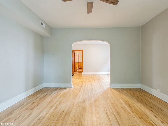 5th image of 5138 W Montrose Ave #3